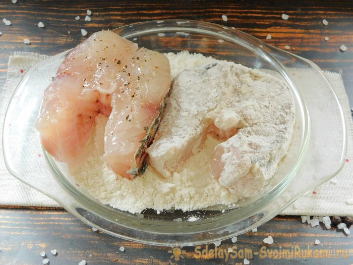 Щука жареная на сковороде - пальчики оближешь