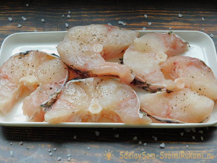 Щука жареная на сковороде - пальчики оближешь