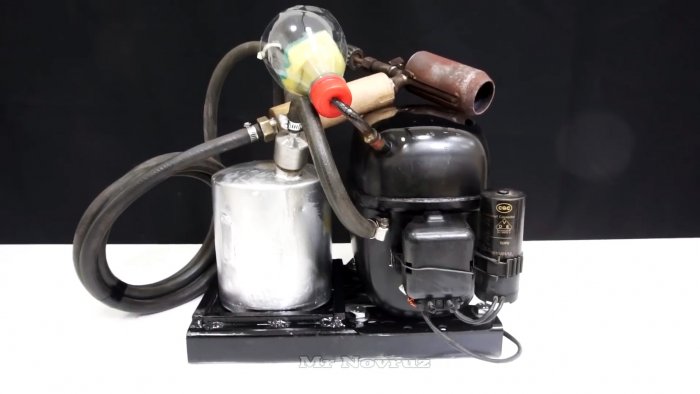 Делам мощную горелку из компрессора холодильника