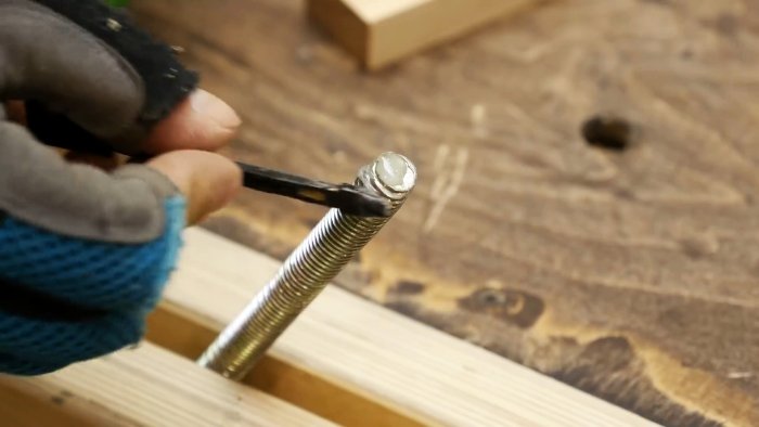 Как из остатков доски сделать удобный прижим