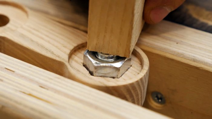 Как из остатков доски сделать удобный прижим