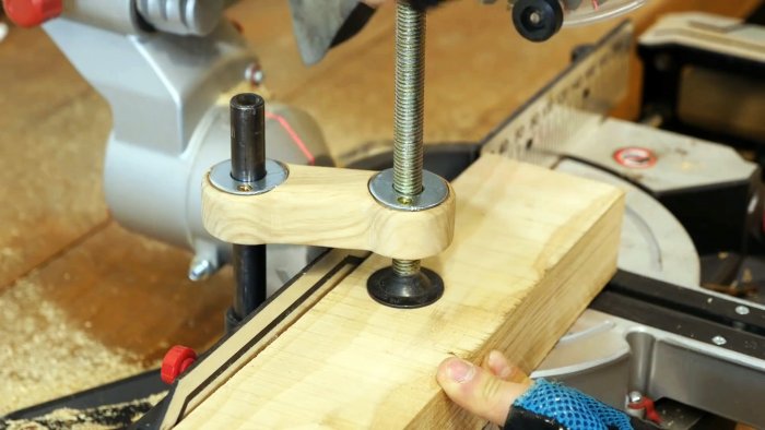 Как из остатков доски сделать удобный прижим