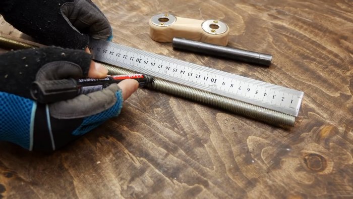 Как из остатков доски сделать удобный прижим