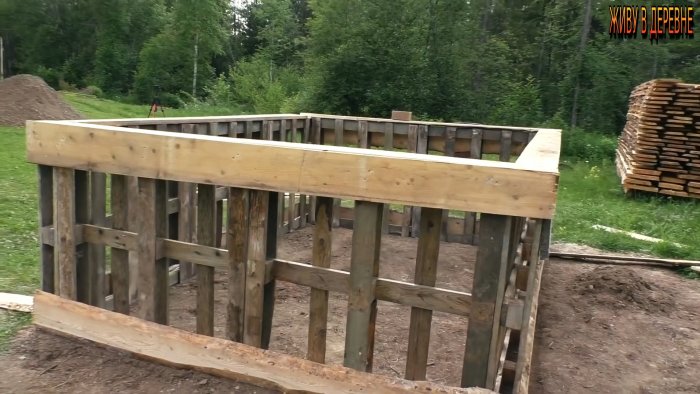 Как из поддонов построить дешевый большой бассейн за 1 день