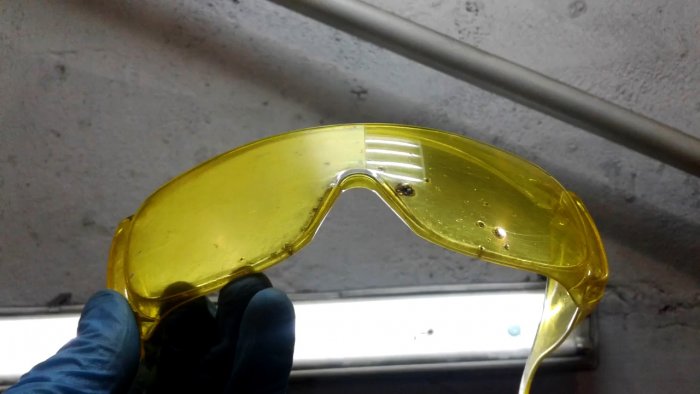 Как вернуть прозрачность пластику вручную