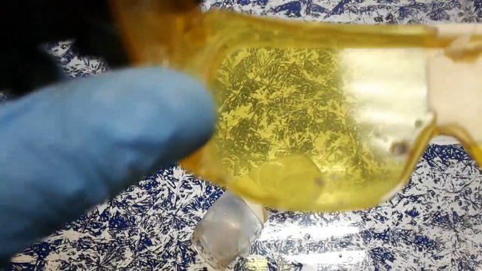 Как вернуть прозрачность пластику вручную