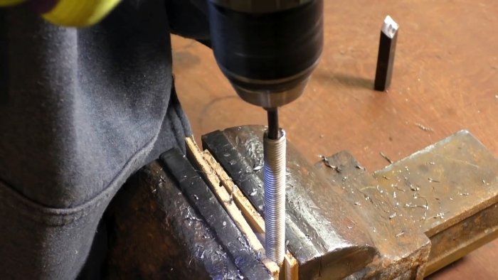 Как собрать труборез для ПВХ трубы