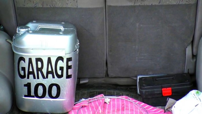 Нужная летом самоделка из ненужной канистры Термоконтейнер