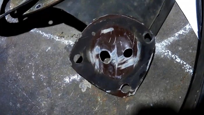 Как из шаровой опоры сделать безотказный дождеватель для полива