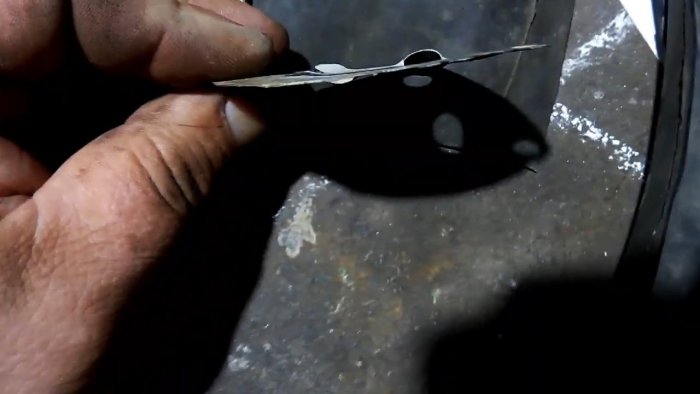 Как из шаровой опоры сделать безотказный дождеватель для полива