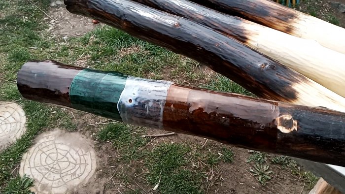 Защита деревянных столбов ПЭТ бутылками за копейки