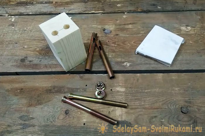 Полезное приспособление из двух анкерных болтов