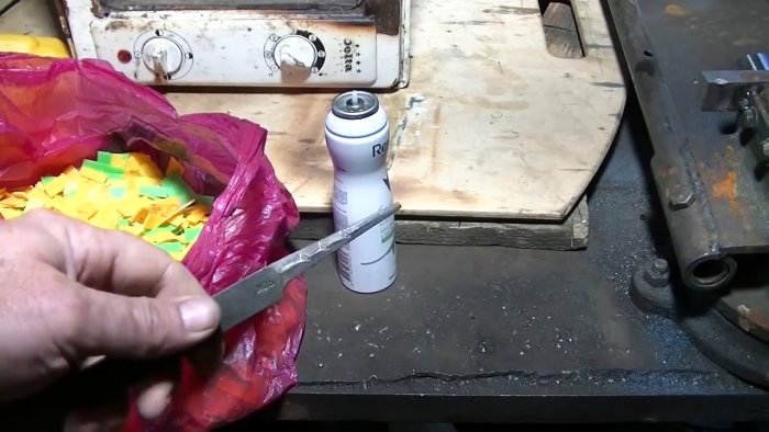 Как из пластиковой канистры сделать рукоять для инструмента