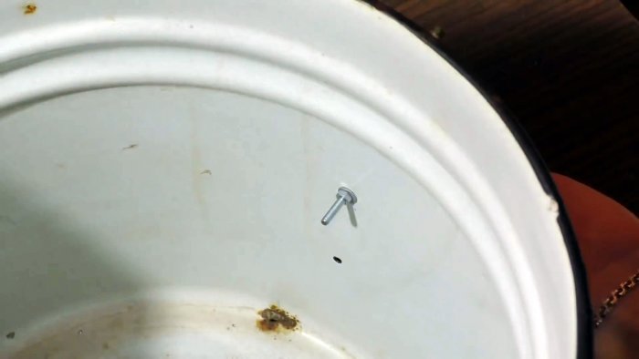 Как из дырявой кастрюли сделать сушилку для овощей и фруктов