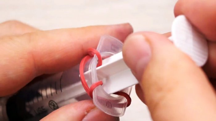 Как сделать инструмент для удаления косточек вишни из шприца