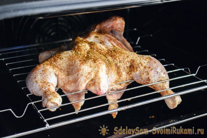 Приготовить курицу-гриль можно и в духовке где нет этой функции