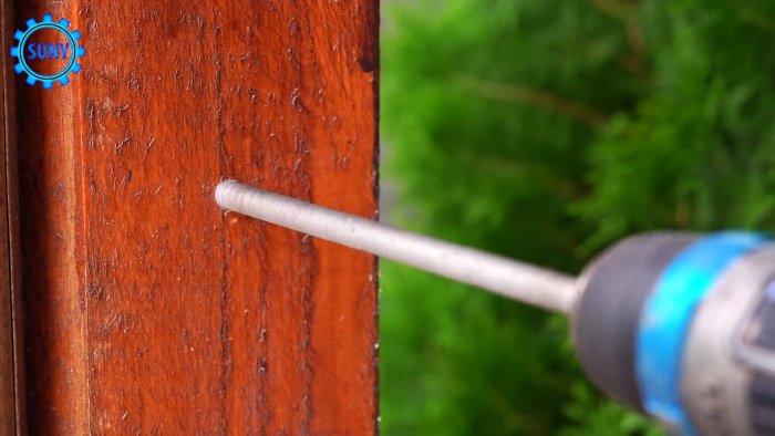 3 полезные самоделки из болта и гайки