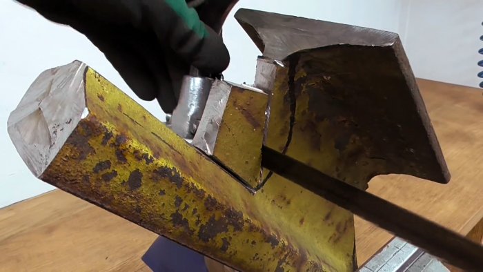 Вот это наковальня получилась из куска рельса