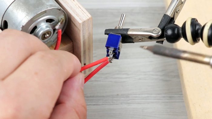 Сделайте этот станок и забудьте о тупых сверлах навсегда