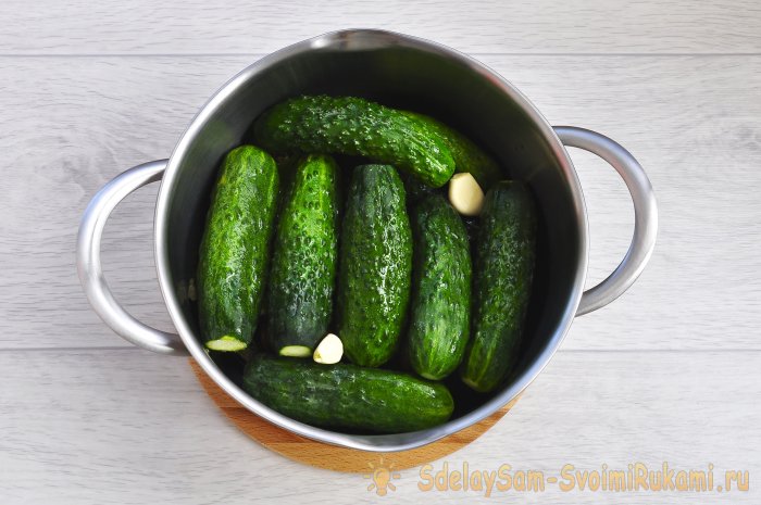 Секрет хруста малосольных огурцов пошаговый рецепт приготовления