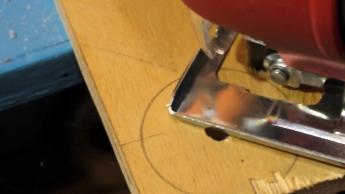 Как из куска ПВХ трубы сделать монтажный пистолет