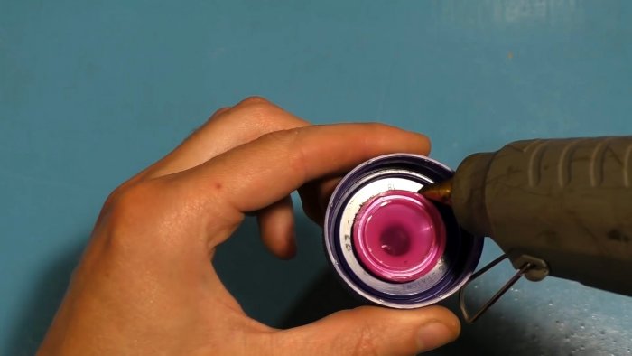 Как из куска ПВХ трубы сделать монтажный пистолет