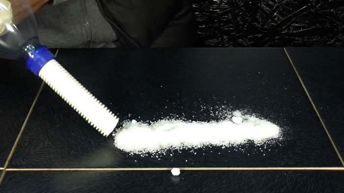 Как из пластиковых бутылок сделать мощный пылесос 12 В