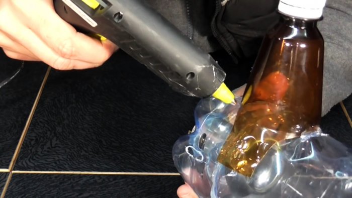 Как из пластиковых бутылок сделать мощный пылесос 12 В