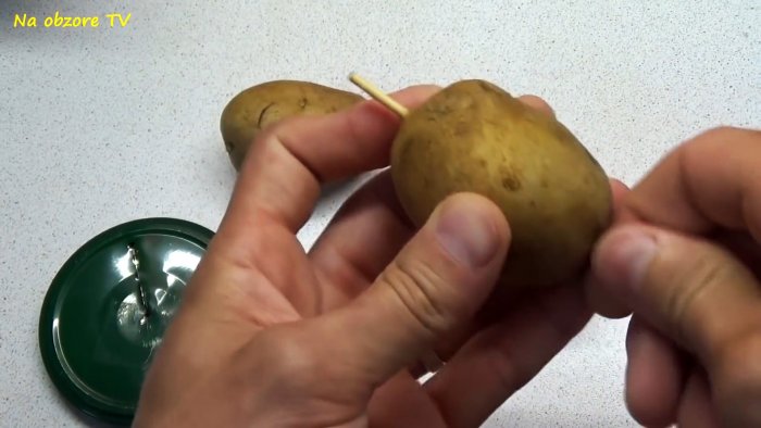 5 быстрых полезных самоделок для дома из хлама