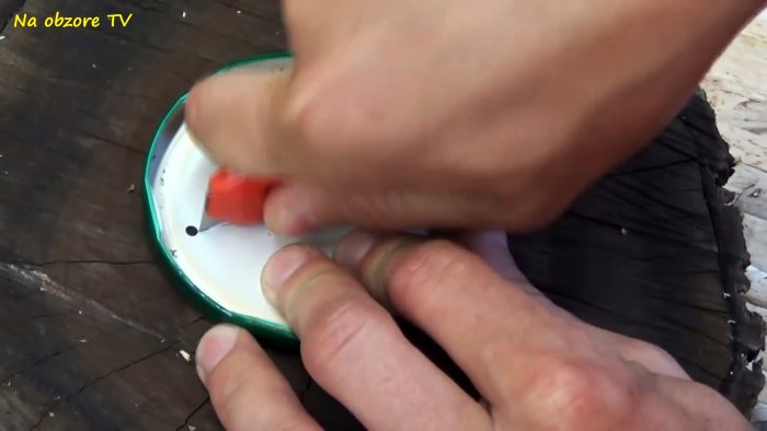 5 быстрых полезных самоделок для дома из хлама