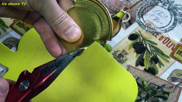 5 быстрых полезных самоделок для дома из хлама