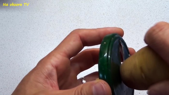 5 быстрых полезных самоделок для дома из хлама