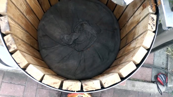 Как сделать мощную соковыжималку и решить проблему с кучей яблок