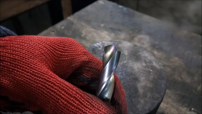 Точим сверла на наждаке за 1 минуту