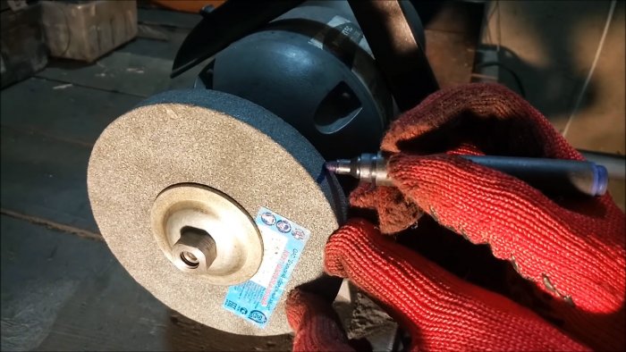 Точим сверла на наждаке за 1 минуту