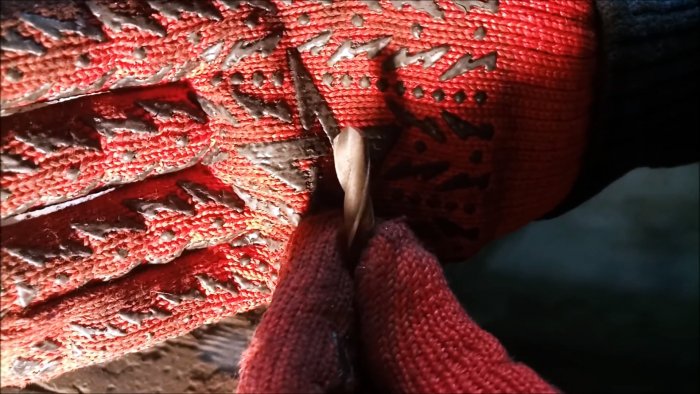 Точим сверла на наждаке за 1 минуту