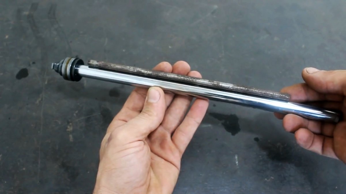 Как сделать бесплатный вибратор для бетона из автомобильного амортизатора