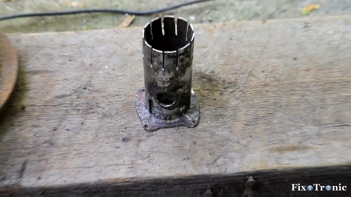 Насадка на дрель из старой болгарки для распиловки древесины