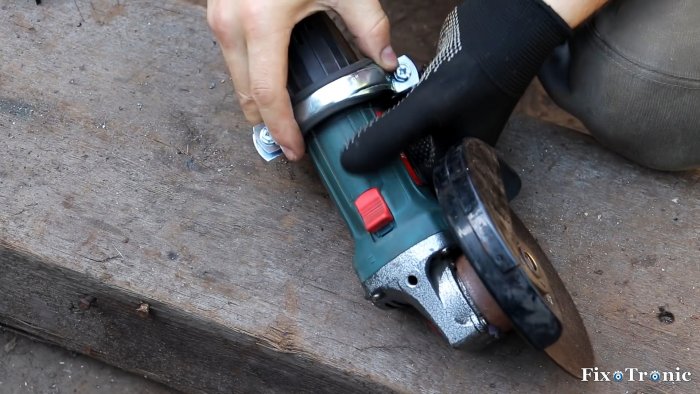 Как из старого велосипеда и болгарки сделать торцовочный станок