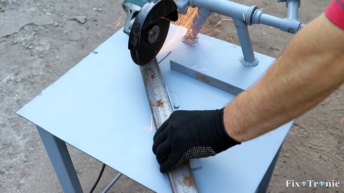 Как из старого велосипеда и болгарки сделать торцовочный станок
