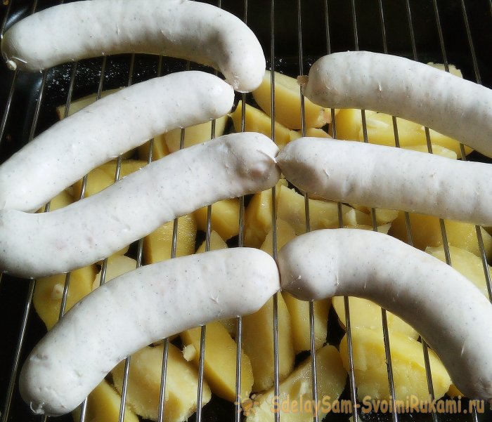 Куриная колбаса с ветчиной в домашних условиях