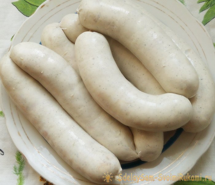 Куриная колбаса с ветчиной в домашних условиях