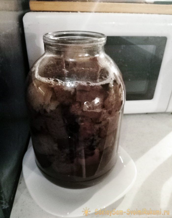 Как просто приготовить вкусный домашний квас