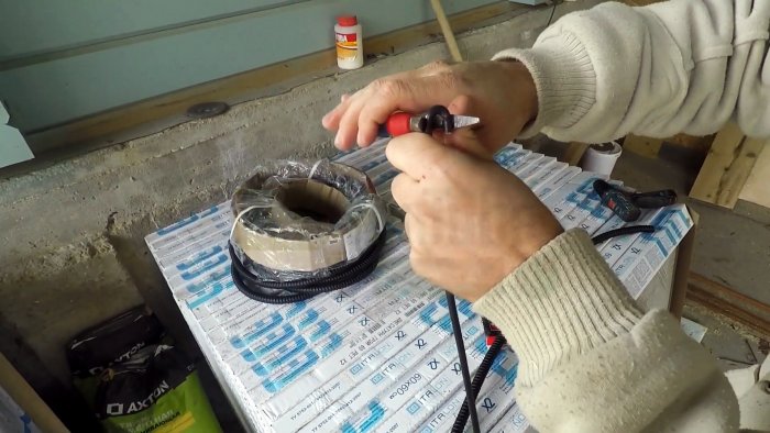 Как сделать вибратор для бетона из хлама