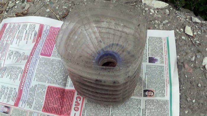 Вы забудете про мух если сделаете эту мухоловку из ПЭТ бутылки за 5 минут