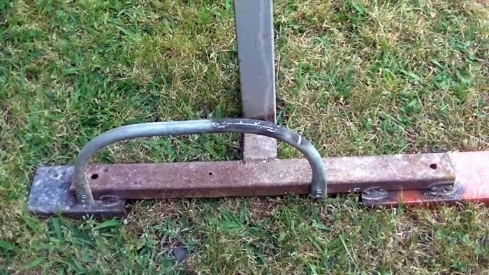 Как из бочки сделать бетономешалку с откидным механизмом