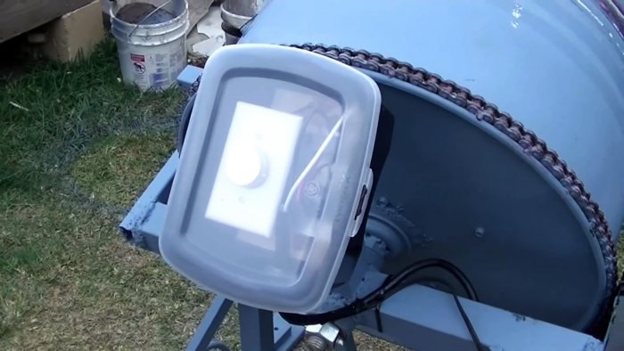 Как из бочки сделать бетономешалку с откидным механизмом