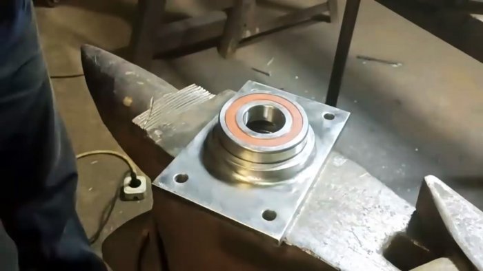 Как без токарки сделать качественный корпус под установку подшипника