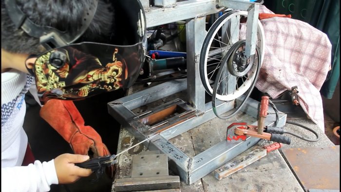 Как из велосипедных колес сделать ленточную пилу