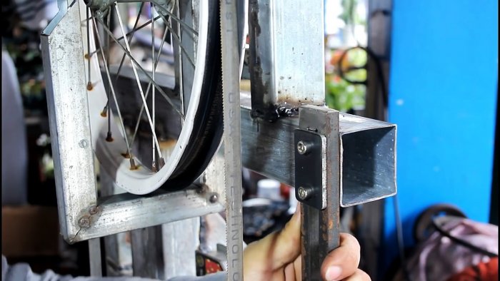 Как из велосипедных колес сделать ленточную пилу